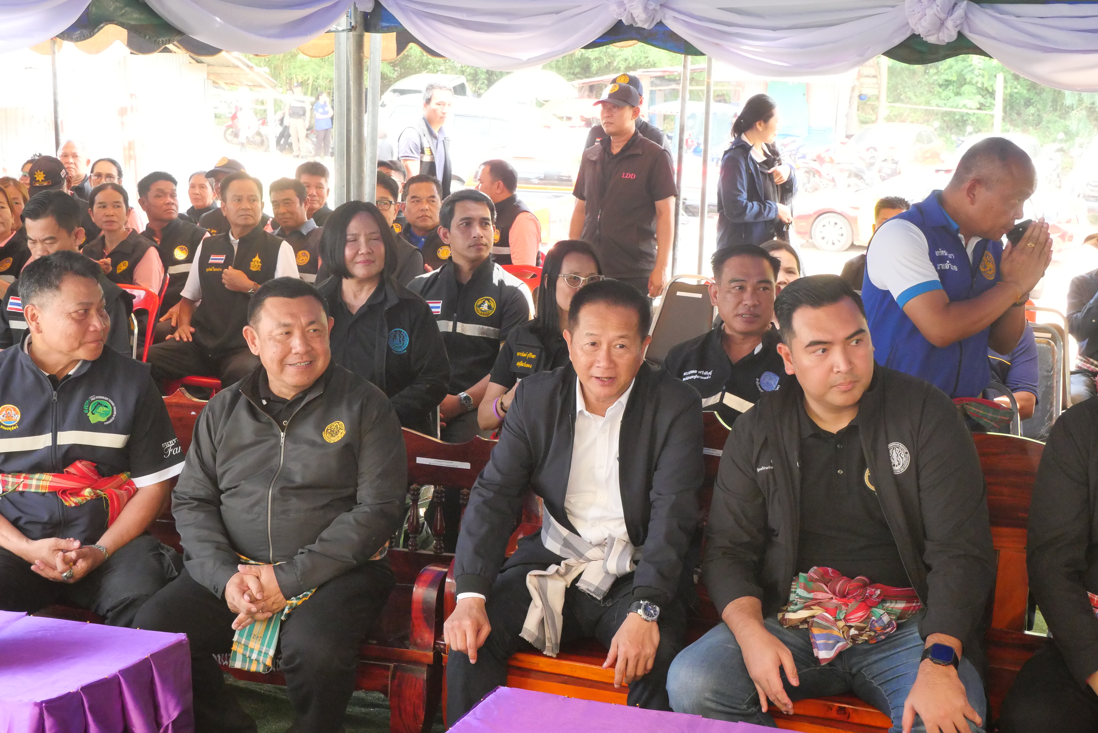title - ส.ป.ก. ติดตามรัฐมนตรีช่วยว่าการกระทรวงเกษตรและสหกรณ์ (นายวัชระพล ขาวขำ) พร้อมคณะ ลงพื้นที่ตรวจราชการในพื้นที่จังหวัดกาฬสินธุ์ (จุดที่ 2) 
